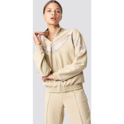 NA-KD Kurtka sportowa z detalem V - Beige. Brązowe kurtki sportowe damskie marki NA-KD. Za 161,95 zł.
