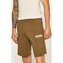 Puma - Szorty. Zielone spodenki i szorty męskie Puma, xl, z nadrukiem, z elastanu, casualowe. Za 139,90 zł.