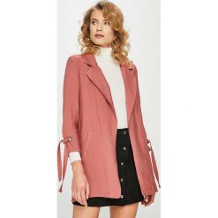 Answear - Kurtka Secret Garden. Różowe kurtki damskie ANSWEAR, s, bez wzorów, z bawełny, długie. W wyprzedaży za 99,90 zł.