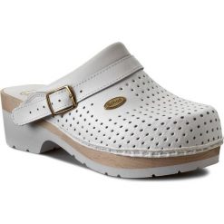 Klapki SCHOLL - Clog S/Comf.B/S Ce F20176 1065 360 White. Białe klapki damskie Scholl, z aplikacjami, ze skóry. Za 265,00 zł.