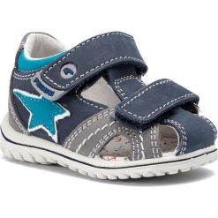Sandały PRIMIGI - 3378122 Azzurr. Niebieskie sandały chłopięce Primigi, ze skóry, bez zapięcia. W wyprzedaży za 159,00 zł.
