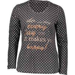 Koszulka w kolorze czarnym. Czarne t-shirty damskie marki Taifun, z nadrukiem, z okrągłym kołnierzem, z długim rękawem. W wyprzedaży za 86,95 zł.