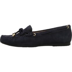 MICHAEL Michael Kors SUTTON MOC Mokasyny admiral. Czarne półbuty damskie skórzane marki MICHAEL Michael Kors, przed kolano, na wysokim obcasie. Za 549,00 zł.