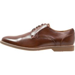 Buty wizytowe męskie: Steve Madden NOTION Eleganckie buty tan