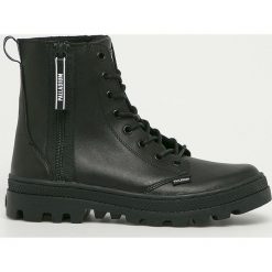 Palladium - Workery skórzane. Białe workery damskie Palladium, ze skóry, z okrągłym noskiem, bez obcasa, na obcasie, na zamek. Za 559,90 zł.