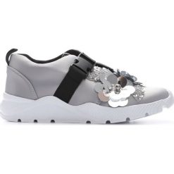 Szare Buty Sportowe Tear Flesh. Szare buty sportowe damskie Multu, bez wzorów, sportowe. Za 39,99 zł.