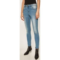 Noisy May - Jeansy Jen. Niebieskie jeansy damskie Noisy May, bez wzorów, z elastanu. W wyprzedaży za 99,90 zł.