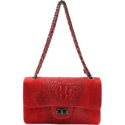Skórzana torebka w kolorze czerwonym - 28 x 16 x 8 cm. Czerwone torebki klasyczne damskie ORE10, w paski, ze skóry, na ramię, bez dodatków. W wyprzedaży za 175,95 zł.