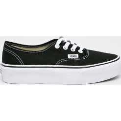 Vans - Tenisówki. Czarne trampki i tenisówki damskie Vans, bez wzorów, z gumy, na sznurówki. W wyprzedaży za 239,90 zł.