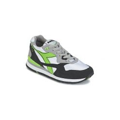 Buty Diadora N-92. Trampki i tenisówki damskie Diadora, bez wzorów, bez zapięcia. Za 221,40 zł.