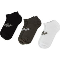 Zestaw 3 par niskich skarpet męskich EMPORIO ARMANI - 300008 9P234 65520 Nero/Bianco/Militare. Czarne skarpetki męskie Emporio Armani, bez wzorów, z elastanu. W wyprzedaży za 89,00 zł.