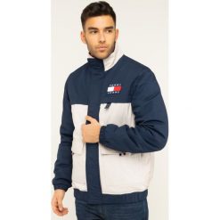 Kurtka zimowa Tommy Jeans Tjm Colorblock DM0DM07368. Kurtki męskie Tommy Jeans, na zimę, m, bez wzorów, z bawełny, bez kaptura. W wyprzedaży za 629,00 zł.