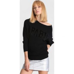 Czarny Sweter Seamlessly. Czarne bez kategorii other, m, z nadrukiem, casualowe. Za 39,99 zł.