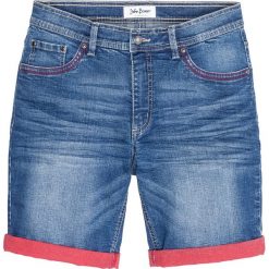 Bermudy dżinsowe ze stretchem i kontrastowym wywinięciem Slim Fit bonprix niebieski. Niebieskie jeansy męskie bonprix, m, bez wzorów. Za 89,99 zł.