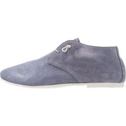Donna Carolina Sznurowane obuwie sportowe polvere jeans. Niebieskie buty sportowe damskie marki Donna Carolina, z jeansu. Za 629,00 zł.