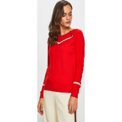 Scotch & Soda - Sweter. Czerwone swetry damskie Scotch & Soda, s, bez wzorów, z bawełny, z krótkim rękawem, krótkie, bez kaptura. W wyprzedaży za 269,90 zł.