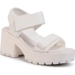 Sandały VAGABOND - Dioon 4947-080-01 White. Białe klapki damskie Vagabond, bez wzorów, ze skóry, bez obcasa, na obcasie. W wyprzedaży za 269,00 zł.