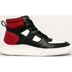 Dkny - Buty. Czarne sneakersy męskie DKNY, z okrągłym noskiem, na sznurówki. W wyprzedaży za 699,90 zł.