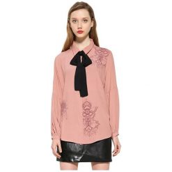 Desigual Bluzka Cam Birmański 17Wwcw80 3060 (Rozmiar S). Różowe bluzki damskie Desigual, s, bez wzorów, retro, bez kołnierzyka, bez rękawów. W wyprzedaży za 184,00 zł.