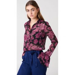 Bluzki damskie: NA-KD Boho Szyfonowa bluzka z rękawami z falbaną – Pink,Purple,Multicolor