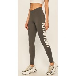 LaBellaMafia - Legginsy. Szare spodnie damskie LABELLAMAFIA, s, z nadrukiem, z elastanu. Za 259,90 zł.