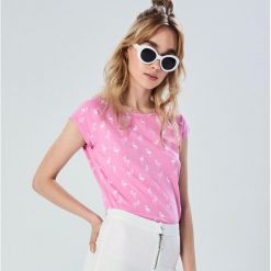 Wzorzysty t-shirt - Różowy. Różowe t-shirty damskie marki Sinsay, s, bez wzorów, bez kołnierzyka. Za 14,99 zł.