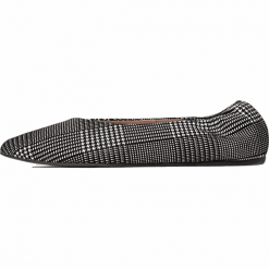 L37 baleriny damskie Lazy Day 38 czarne. Czarne baleriny damskie L37, bez wzorów, z zamszu, bez obcasa. W wyprzedaży za 339,00 zł.