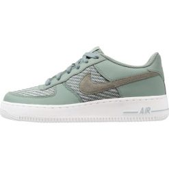 Buty sportowe chłopięce: Nike Sportswear AIR FORCE 1 Tenisówki i Trampki clay green/light pumice/white