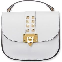 Torebki klasyczne damskie: Skórzana torebka „Ema” w kolorze białym – 19 x 6 x 17 cm