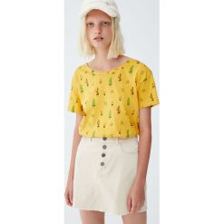Koszulka w kaktusy. Szare koszulki damskie Pull&Bear, bez wzorów, bez kołnierzyka, z krótkim rękawem. Za 29,90 zł.