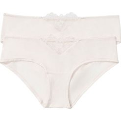 Figi hipster bonprix w kolorze szampana. Brązowe majtki damskie bonprix, bez wzorów, z koronki. Za 39,98 zł.