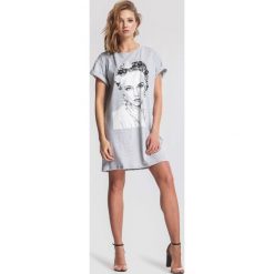 Szary T-shirt Care. Szare bluzki damskie marki other. Za 79,99 zł.