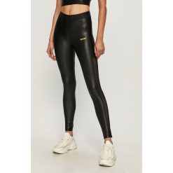 Guess Jeans - Legginsy. Czarne spodnie damskie Guess Jeans, s, z aplikacjami, z elastanu. Za 279,90 zł.