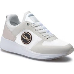 Sneakersy COLMAR - Travis Unika Love 137 White. Białe półbuty damskie Colmar, ze skóry ekologicznej. Za 549,99 zł.
