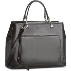 Torebka DKNY - Greenwitch Smooth Calf Le R361011005 Black 001. Czarne torebki klasyczne damskie DKNY, bez wzorów, ze skóry, eleganckie, bez dodatków. W wyprzedaży za 939,00 zł.