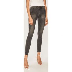 Answear - Jeansy. Szare jeansy damskie ANSWEAR, s. W wyprzedaży za 89,90 zł.