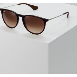 RayBan ERIKA Okulary przeciwsłoneczne brown gradient. Brązowe okulary przeciwsłoneczne damskie aviatory Ray-Ban. Za 549,00 zł.