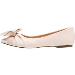 Baleriny damskie: Lost Ink ESME HALF BOW POINTED FLAT Baleriny nude