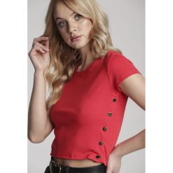 Czerwony T-shirt Malato. Czerwone bluzki damskie Renee, s, bez wzorów, z jeansu, z okrągłym kołnierzem. Za 39,99 zł.