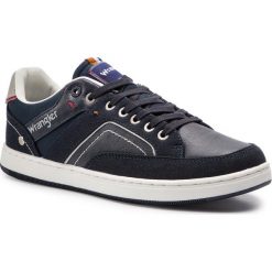 Sneakersy WRANGLER - Marshall Low WM91040A Navy 016. Niebieskie sneakersy męskie Wrangler, bez zapięcia. W wyprzedaży za 219,00 zł.