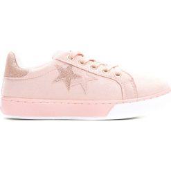 Różowe Buty Sportowe Be A Star. Czerwone buciki niemowlęce marki Born2be. Za 69,99 zł.
