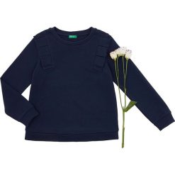 Bluza w kolorze granatowym. Niebieskie bluzy niemowlęce Benetton Kids, bez wzorów, z bawełny, bez rękawów, bez kaptura. W wyprzedaży za 35,95 zł.