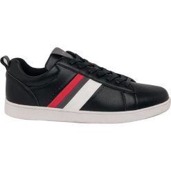 Sneakersy męskie Memphis One czarne. Czarne sneakersy męskie Memphis One, na sznurówki. Za 99,90 zł.