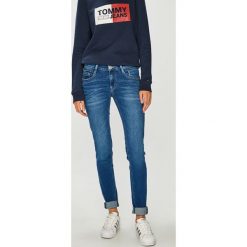 Tommy Jeans - Jeansy. Niebieskie boyfriendy damskie Tommy Jeans, z bawełny. Za 449,90 zł.