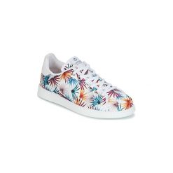Buty Victoria DEPORTIVO RASO TROPICAL. Trampki i tenisówki damskie Victoria, bez wzorów, bez zapięcia. Za 149,50 zł.