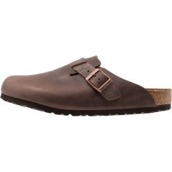 Birkenstock BOSTON Kapcie habana. Pomarańczowe kapcie damskie marki Birkenstock, ze skóry. Za 399,00 zł.