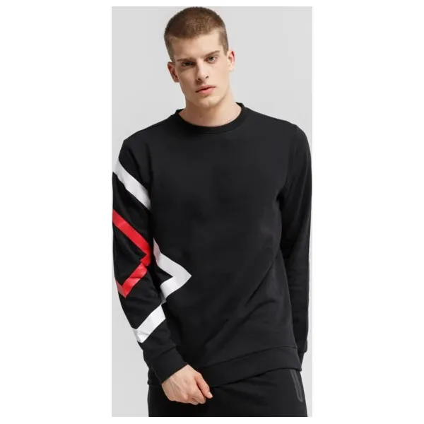 Umbro Bluza Ruovesi , czarny, rozmiar M. Czarne bluzy męskie Umbro, m, bez wzorów, z bawełny, z kapturem, bez rękawów, bez kaptura. W wyprzedaży za 79,99 zł.