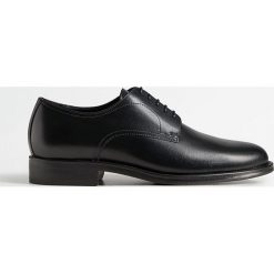 Mango Man - Półbuty skórzane Madrid. Czarne buty wizytowe męskie Mango Man, ze skóry, eleganckie, z okrągłym noskiem. Za 399,99 zł.