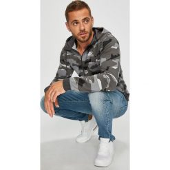 Nike Sportswear - Bluza. Czerwone bluzy męskie marki Nike Sportswear, xl, z bawełny, z kapturem. W wyprzedaży za 259,90 zł.