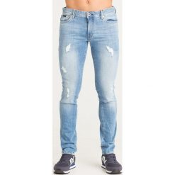 JEANSY SKINNY FIT Armani Exchange. Niebieskie jeansy męskie Armani Exchange, m, z aplikacjami. Za 365,40 zł.
